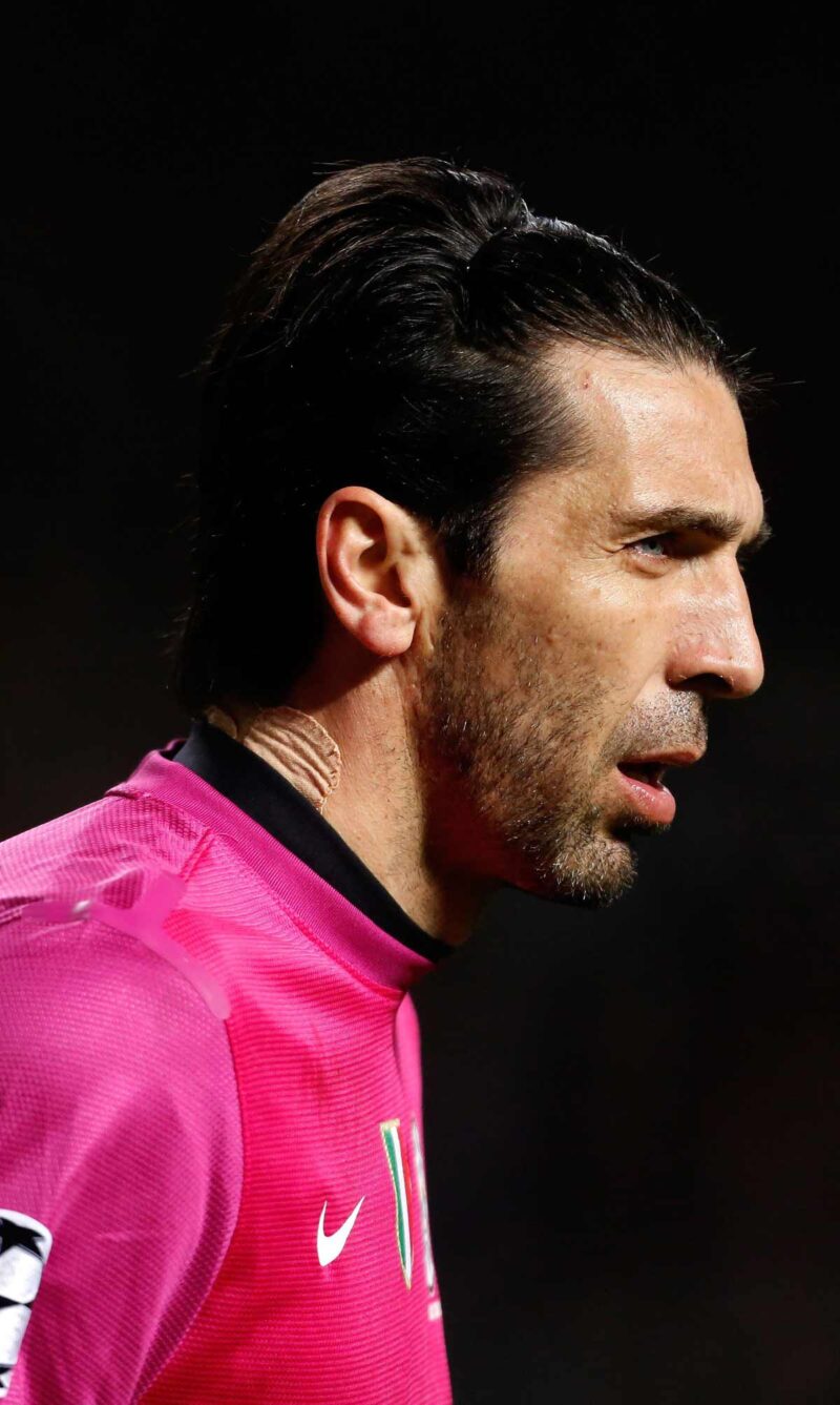 Gigi Buffon Adi s A Los Mejores A os De Nuestras Vidas gigi-buffon-adi-s-a-los-mejores-a-os-de-nuestras-vidas
