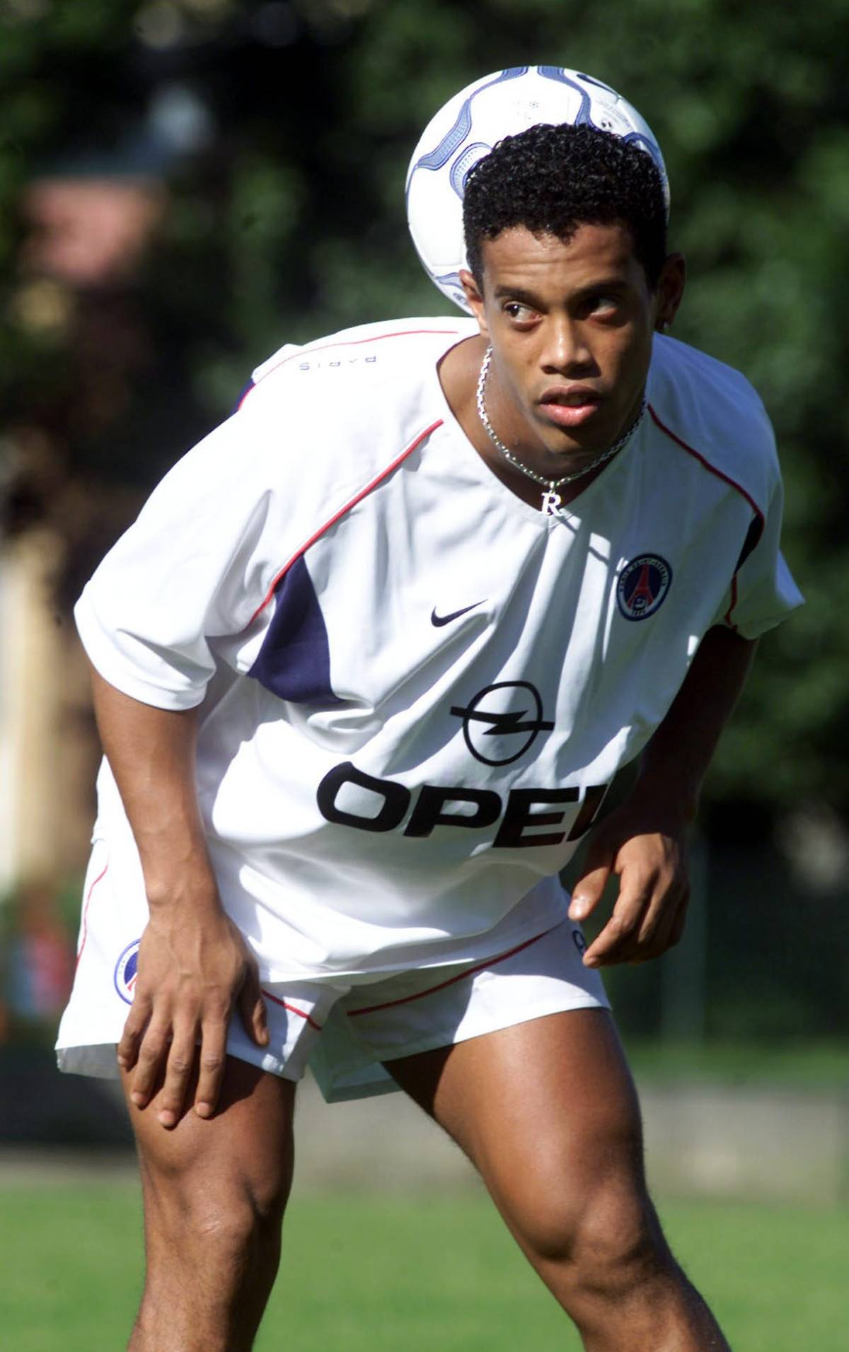 Ronaldinho en el PSG en 2001 (Foto: Cordon Press)