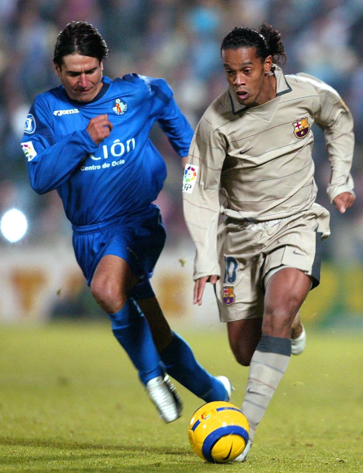 Ronaldinho en un partido contra el Getafe (Foto: Cordon Press)