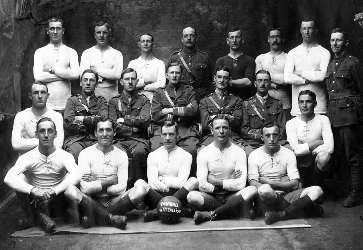 El batallón de los futbolistas acudió a la I Guerra Mundial, a la guerra de trincheras