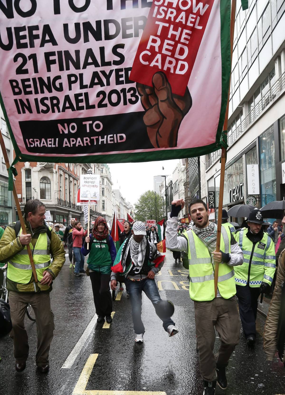 Mahmoud Sarsak en una manifestación en Londres (Foto: Cordon Press)