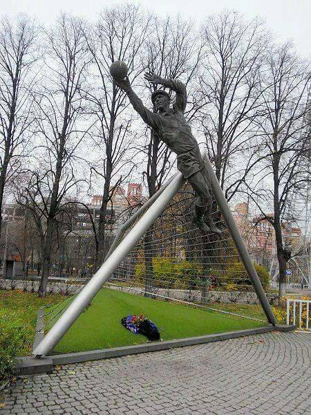 Segundo monumento a Lev Yashin en Moscú (Foto: Cordon Press)