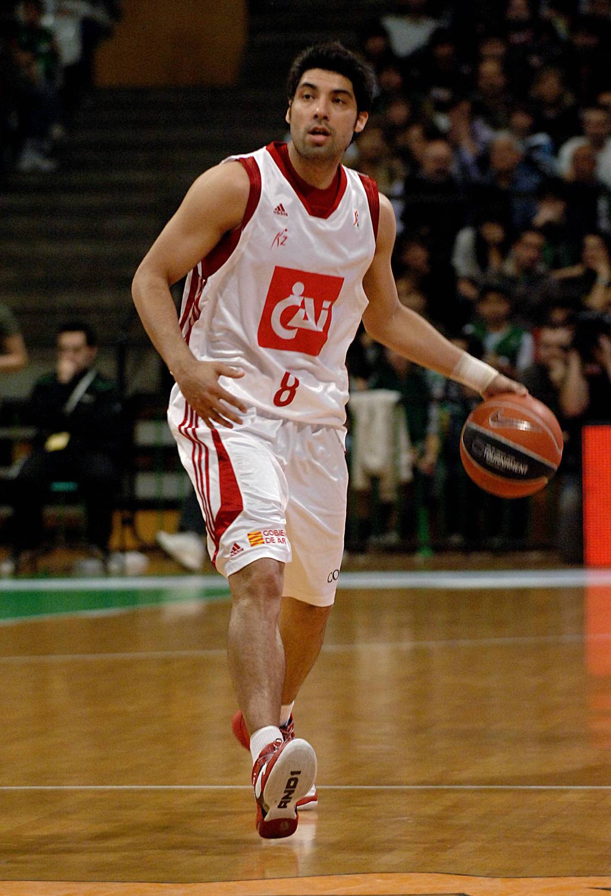 Lucas Victoriano con el CAI Zaragoza (Foto: Cordon Press)