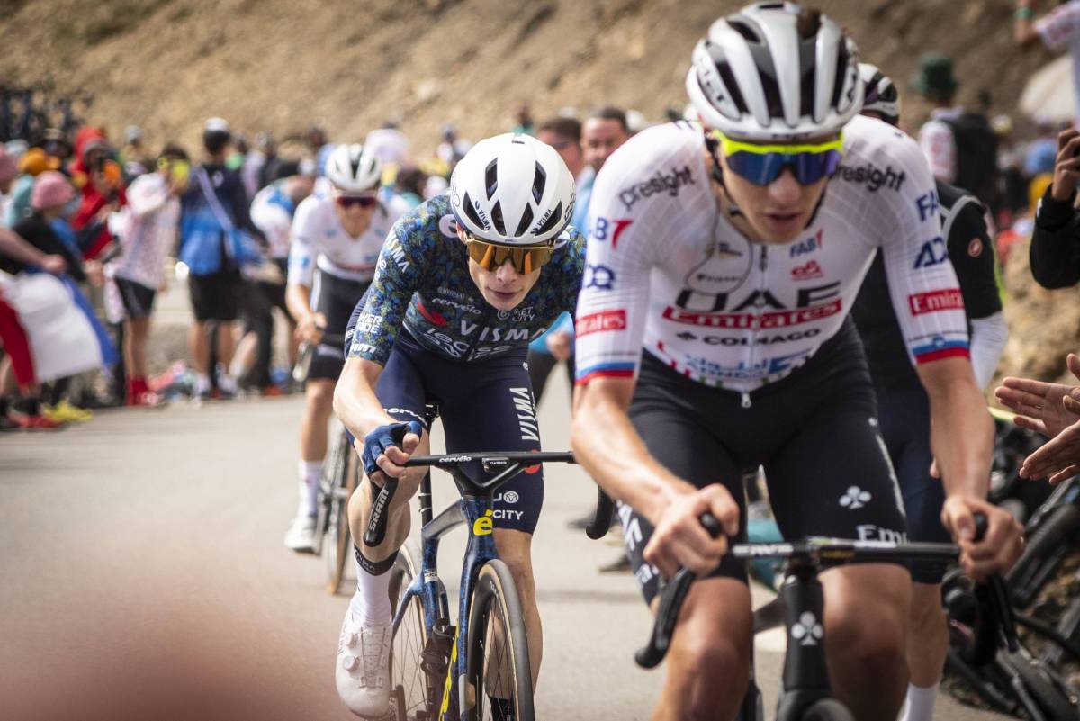 Tadej Pogačar y Jonas Vingegaard en el Tour (Foto: Cordon Press)