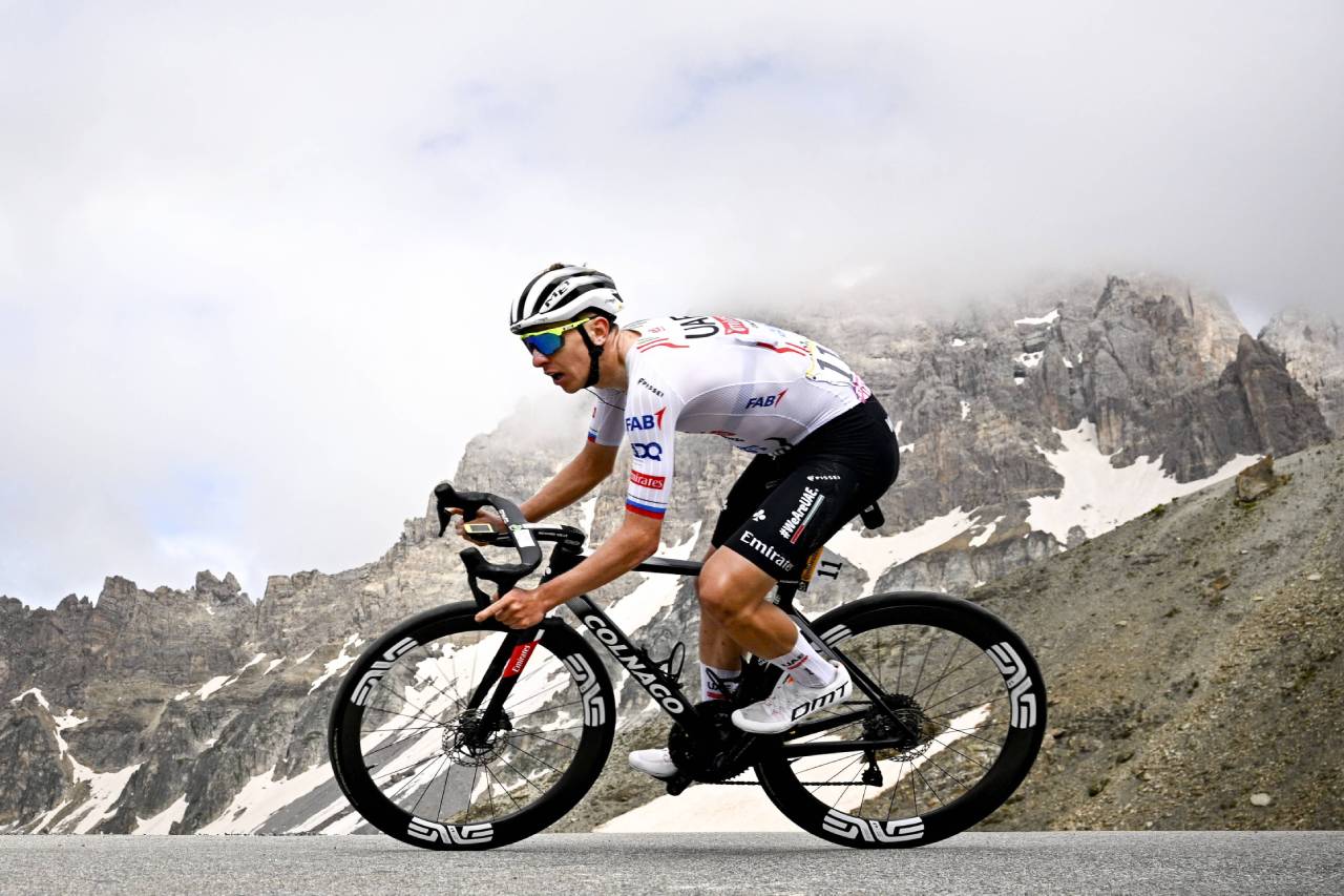 Limitar los desarrollos en las bicis de los pros: ¿Es la velocidad el problema del ciclismo? 3 Tadej Pogacar (Foto: Cordon Press)