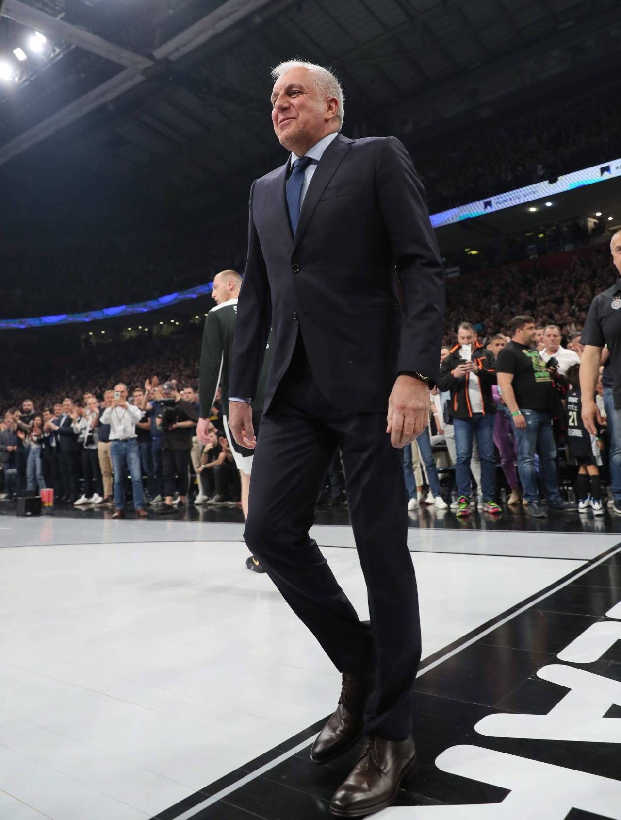 Željko Obradović: «En mi primera cena con el Joventut, los jugadores bebieron cerveza y vino. Yo estaba en shock, pero era la cultura local» 6 Željko Obradović