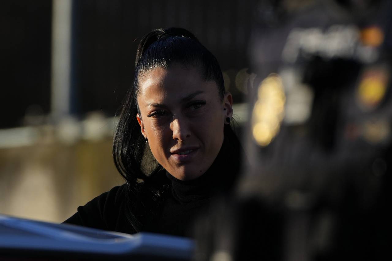 Tras al juicio de Jenni y Rubiales: No me gusta que me guste el fútbol, pero qué le voy a hacer 1 Jennifer Hermoso llega al juzgado para el juicio a Rubiales (Foto: Cordon Press)