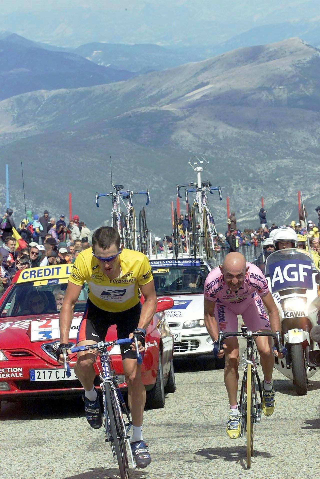 Lance Armstrong: «Mis rivales también hicieron trampa y eso los destruyó, a algunos los mató, he perdido a cinco o seis de esa generación por drogas y alcohol» 3 Lance Armstrong junto a uno de los aludidos en la entrevista, Marco Pantani (Foto: Cordon Press)