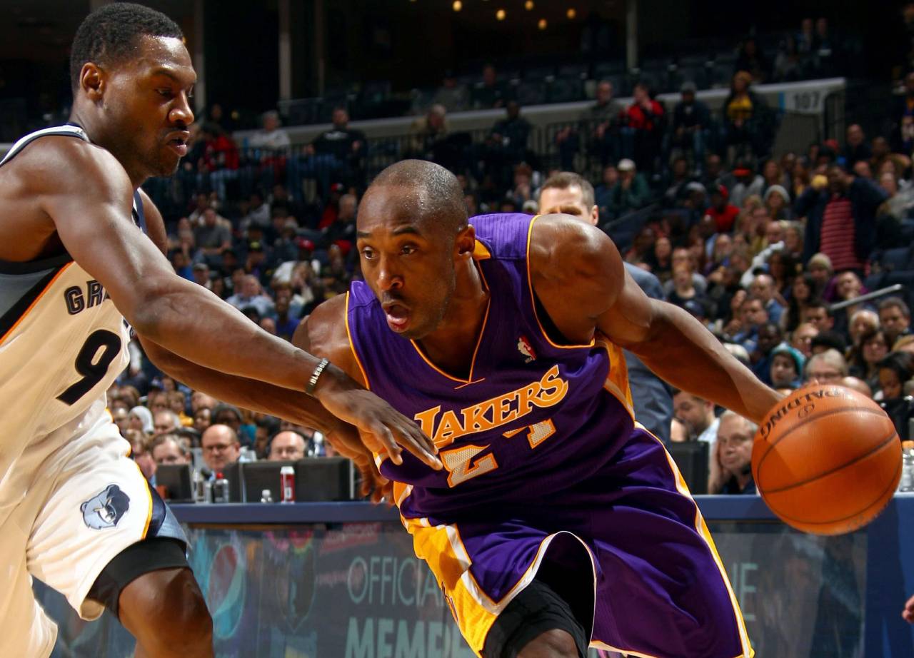 Tony Allen: «Kobe Bryant era un maestro de las fintas, si caías en una estabas jodido, me llevó dos años y medio estudiar cómo defenderlo» 1 Tony Allen defiende a Kobe Bryant (Foto: Cordon Press)