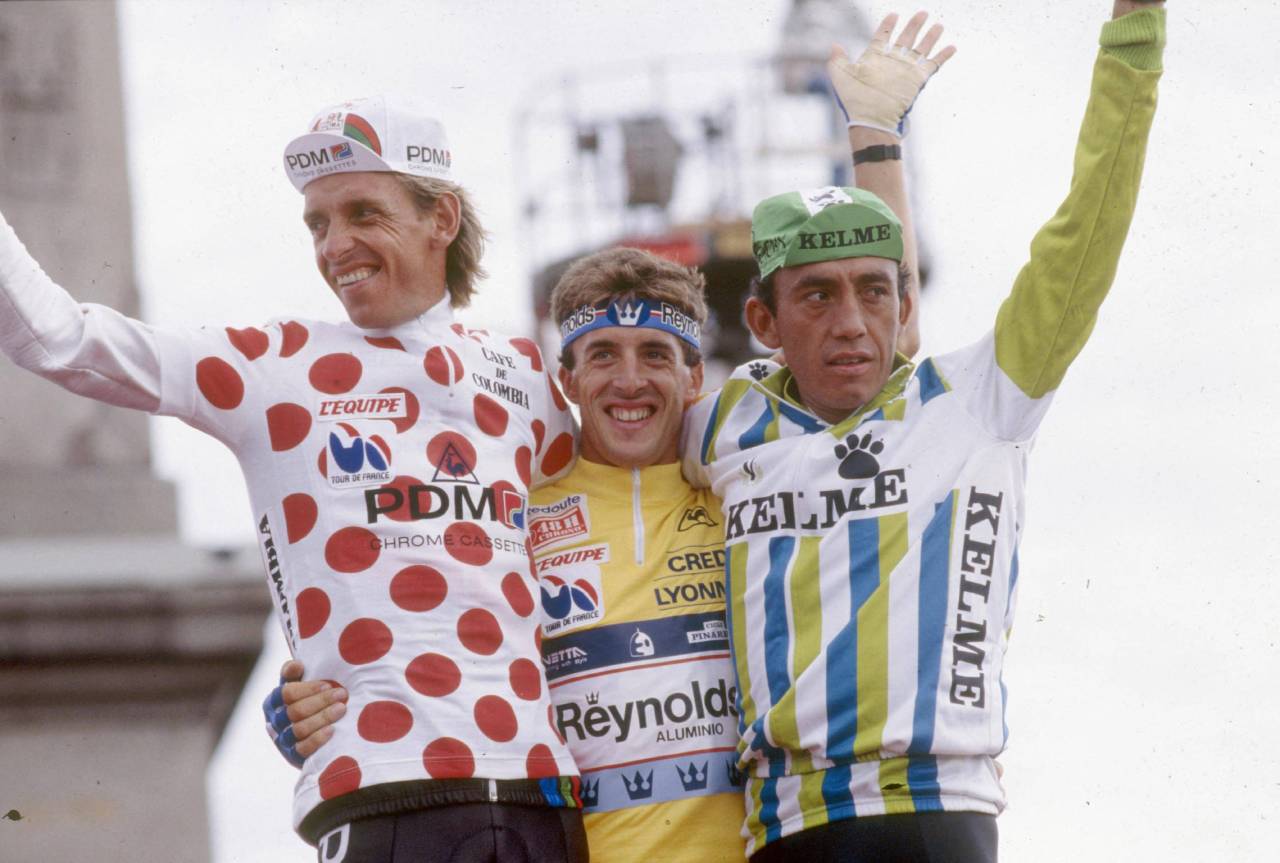 Fabio Parra: «La EPO la notabas en la forma en que subía algún corredor fuerte y bastante pesado» 3 Steven Rooks. Pedro Delgado y Fabio Parra (Foto: Cordon Press)