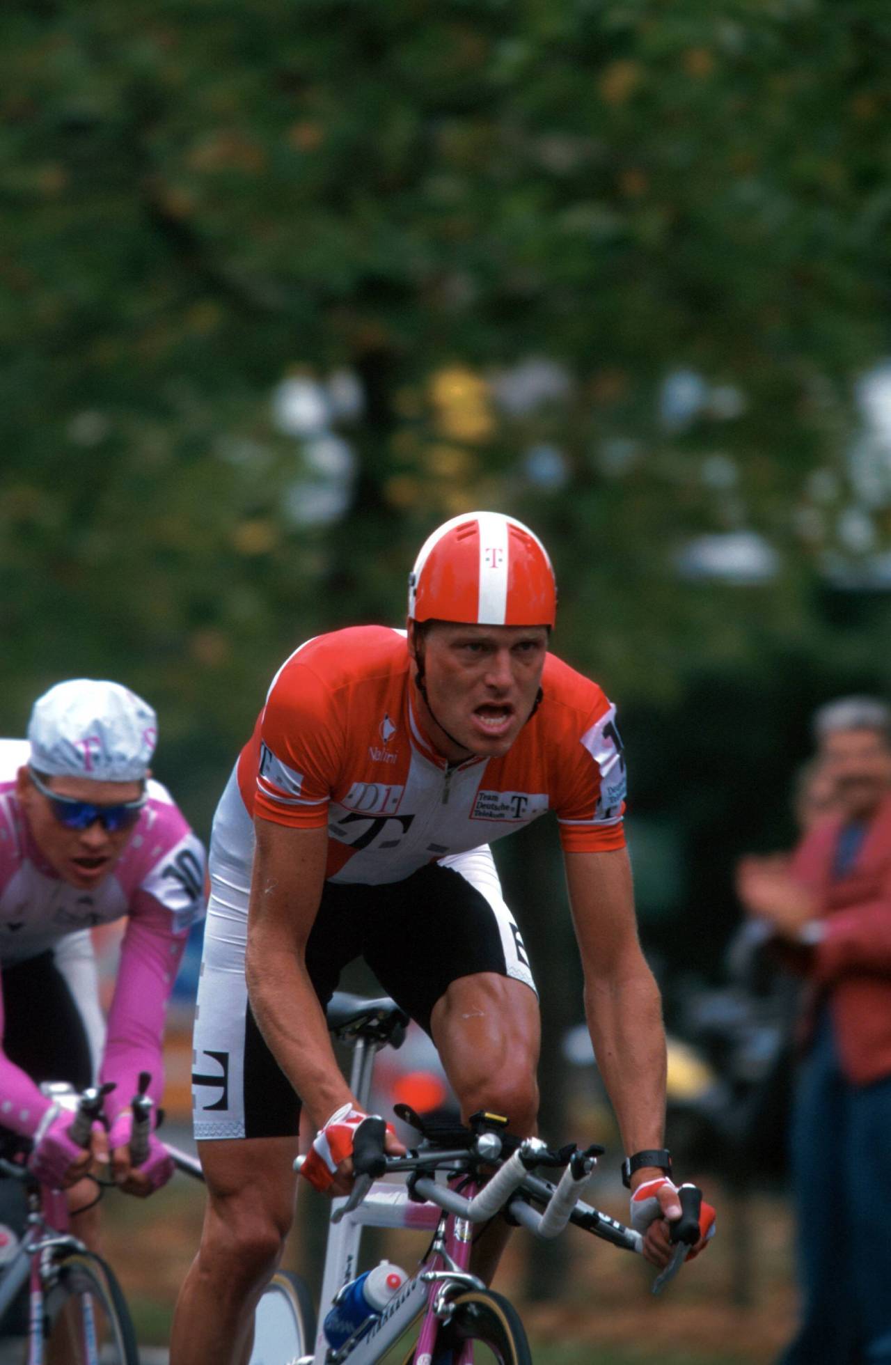 Bjarne Riis: «Mi padre me decía que si no acababa las contrarrelojes con espuma en la boca, no había sido lo suficientemente rápido» 2 Bjarne Riis (Foto: Cordon Press)