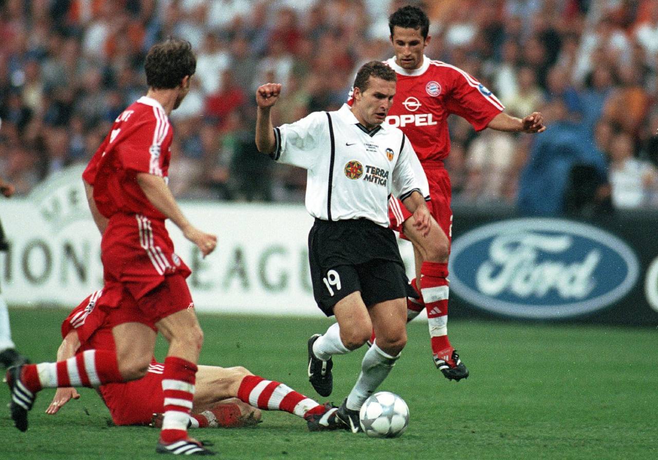«La Champions League» del Valencia 3 Rubén Baraja (Foto: Cordon Press)