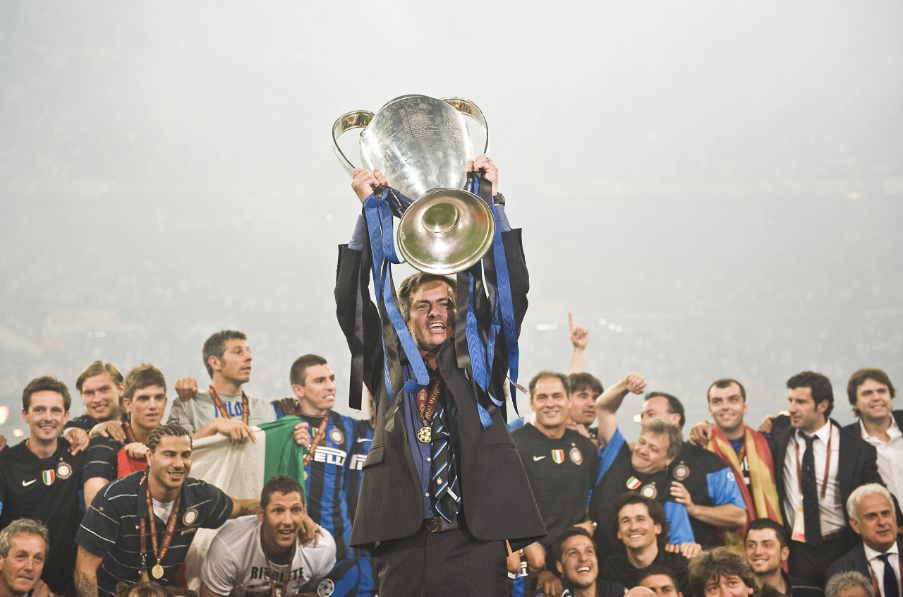 PSG-Inter y el espejo de 2010: cuando la estrategia de Mourinho venció al ideal de Van Gaal 1 Proyecto nuevo 19