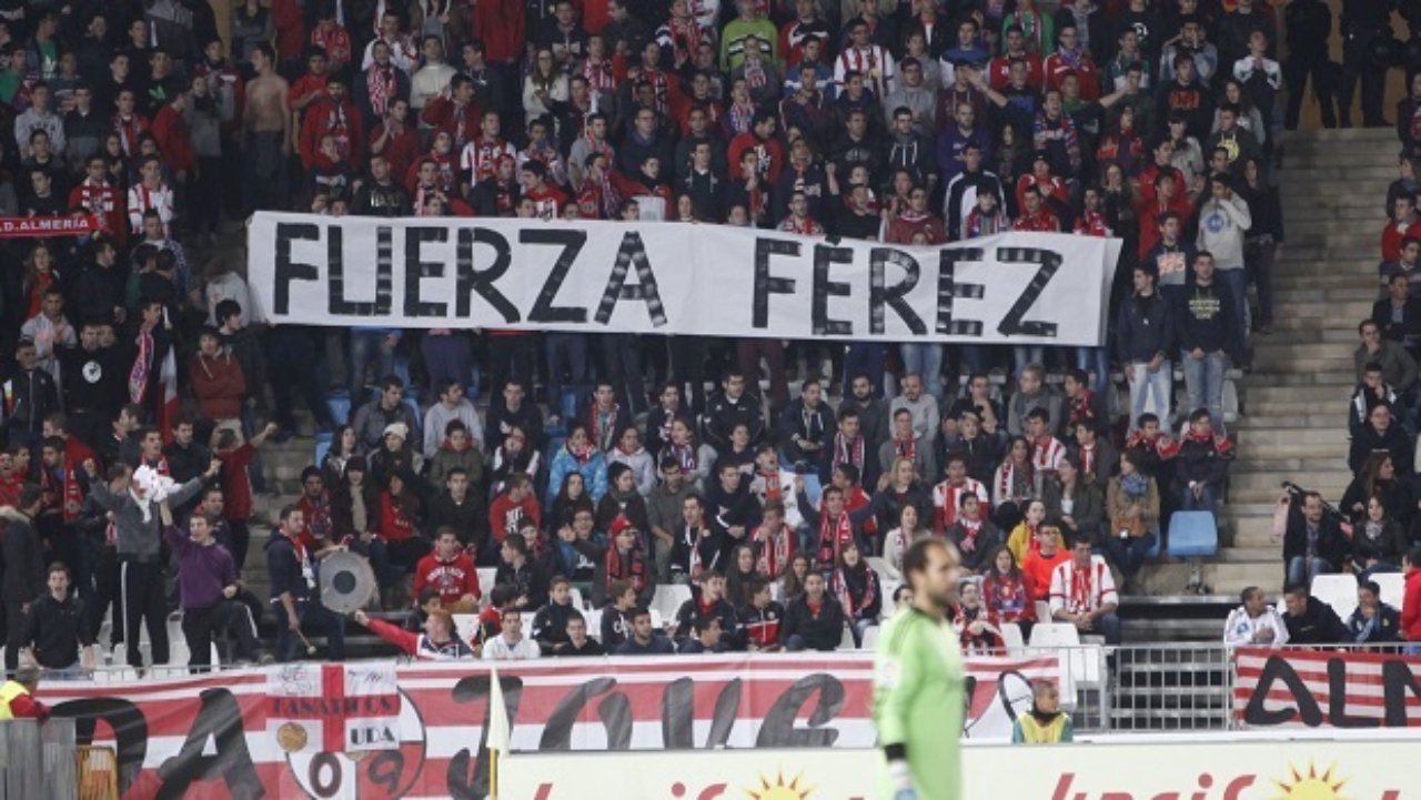 Ángel Férez: «Era de locos cómo Luis Aragonés le daba dinero todos los meses a excompañeros suyos que estaban en la ruina» 11 (Foto: udalmeriasad.com)