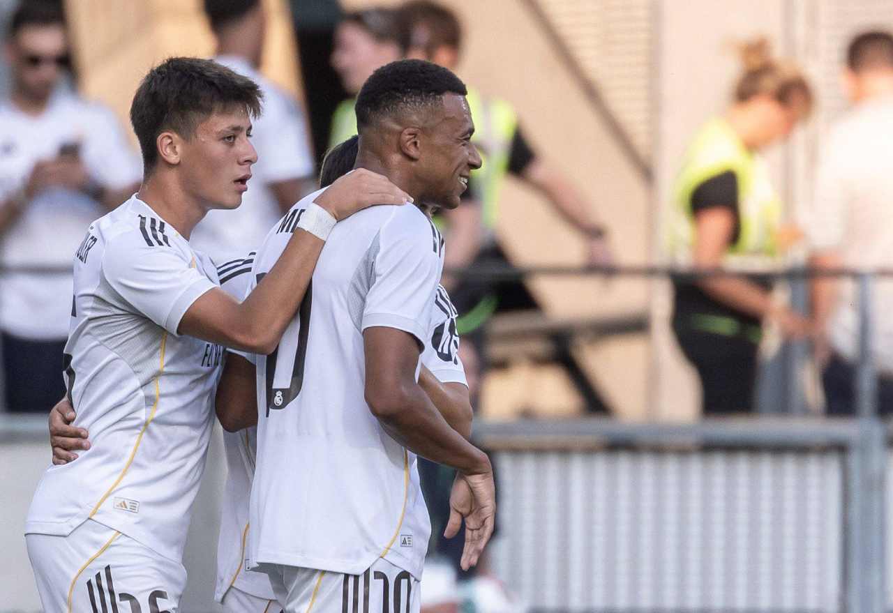 Alonso ensaya el Madrid de Güler y Mbappé 1 Güler y Mbappe (Foto: Cordon Press)