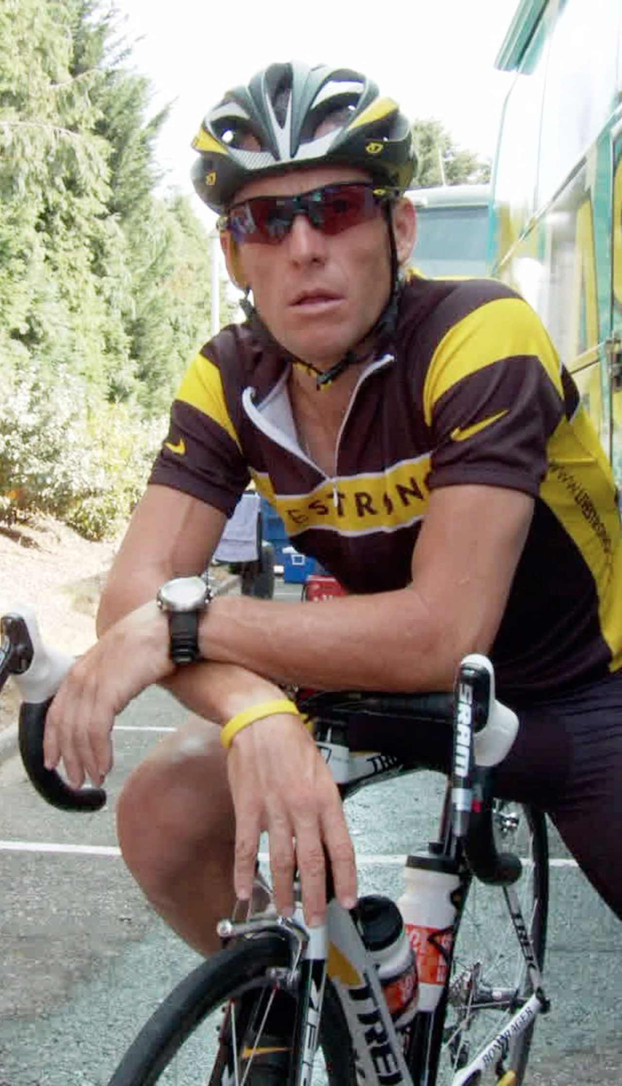 Lance Armstrong: «Mis rivales no van por ahí pidiendo mi cabeza, un 0% pide que me linchen, a mí no me pillaron dopado» 2 Lance Armstrong (Foto: Cordon Press)