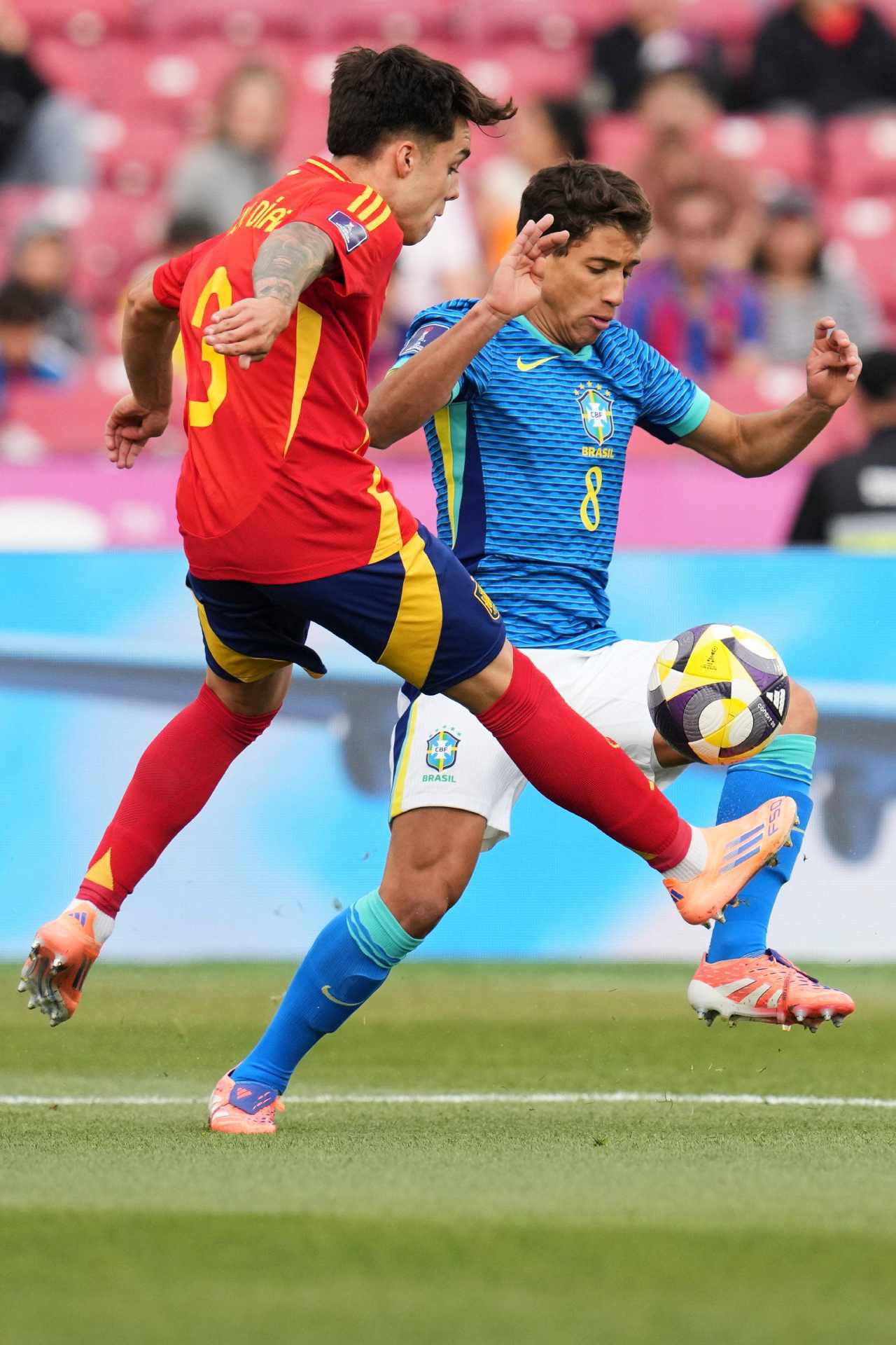 Brasil pierde su identidad y España sub-20 tira de oficio para clasificarse 3 Joao Cruz y Julio Díaz (Foto: Cordon Press)