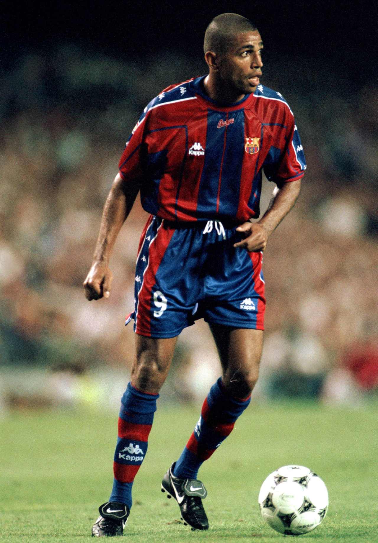 Sonny Anderson: «Le marqué al Madrid, pero Luis Enrique no me dejó celebrar haciendo ‘pistolero’ para que lo hiciera con el grupo» 2 Sonny Anderson (Foto: Cordon Press)