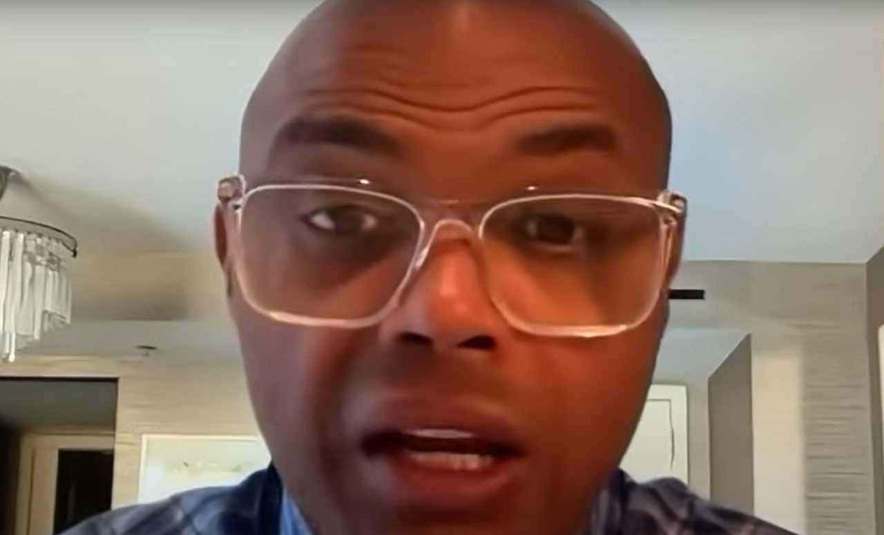 Charles Barkley: «Shaquille O’Neal decía que no estaba gordo, sino que era grande; yo contestaba: ‘estuve tres años en el vestuario contigo, por favor’» 1 Charles Barkley (Foto: The Rich Eisen Show)