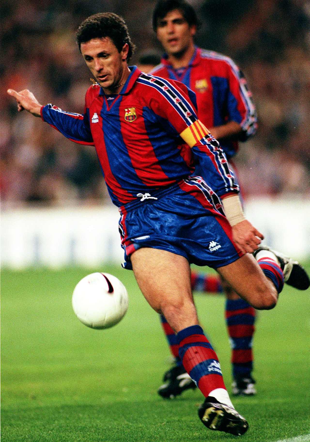 Sillas volando, insultos de «Judas» o «enano»: Las últimas horas de Cruyff en el Barça 3 Popescu (Foto: Cordon Press)
