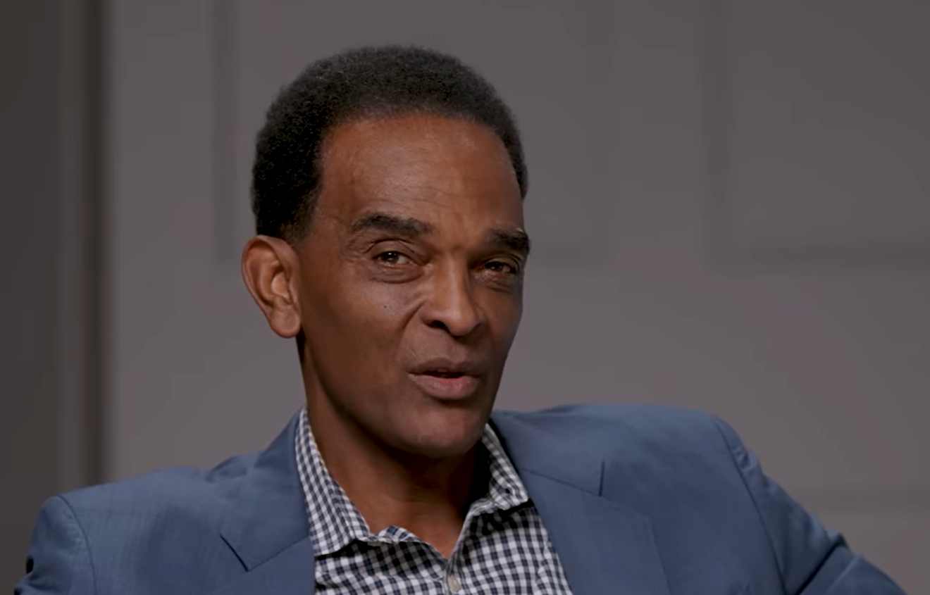 Ralph Sampson: «El único que pudo parar a Michael Jordan fue Dean Smith… su entrenador, que le prohibía anotar más de 20 puntos por partido» 1 Ralph Sampson (Foto: All the smoke)