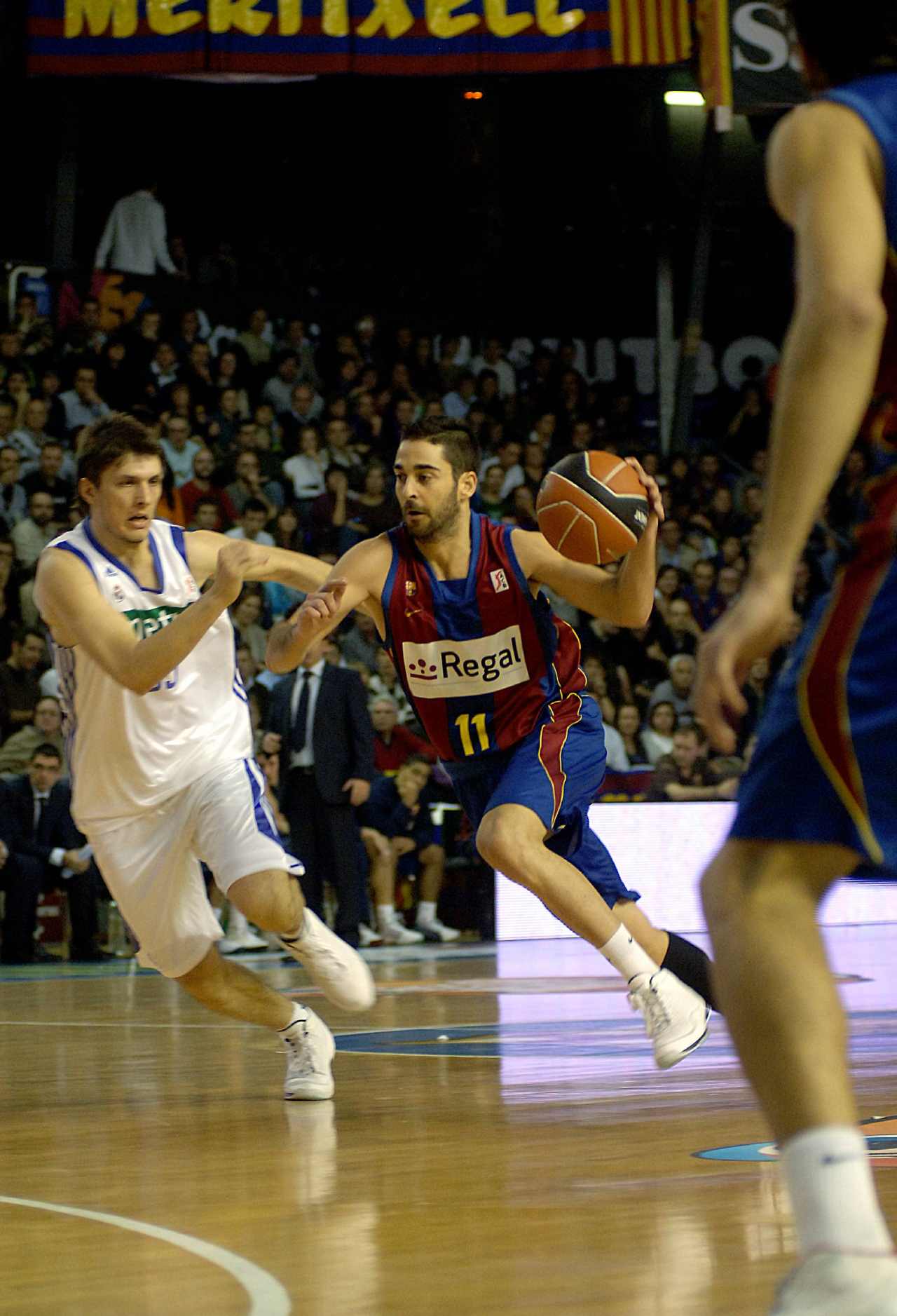 Marko Tomas: «Quise ser un jugador de referencia en el Real Madrid, pero no estaba preparado, no es fácil llegar con 20 años» 5 Marko Tomas y Navarro (Foto: Cordon Press)