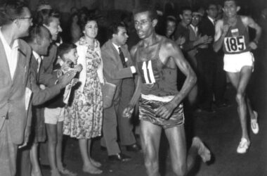Abebe Bikila sprints away from Rhadi Ben Abdesselam