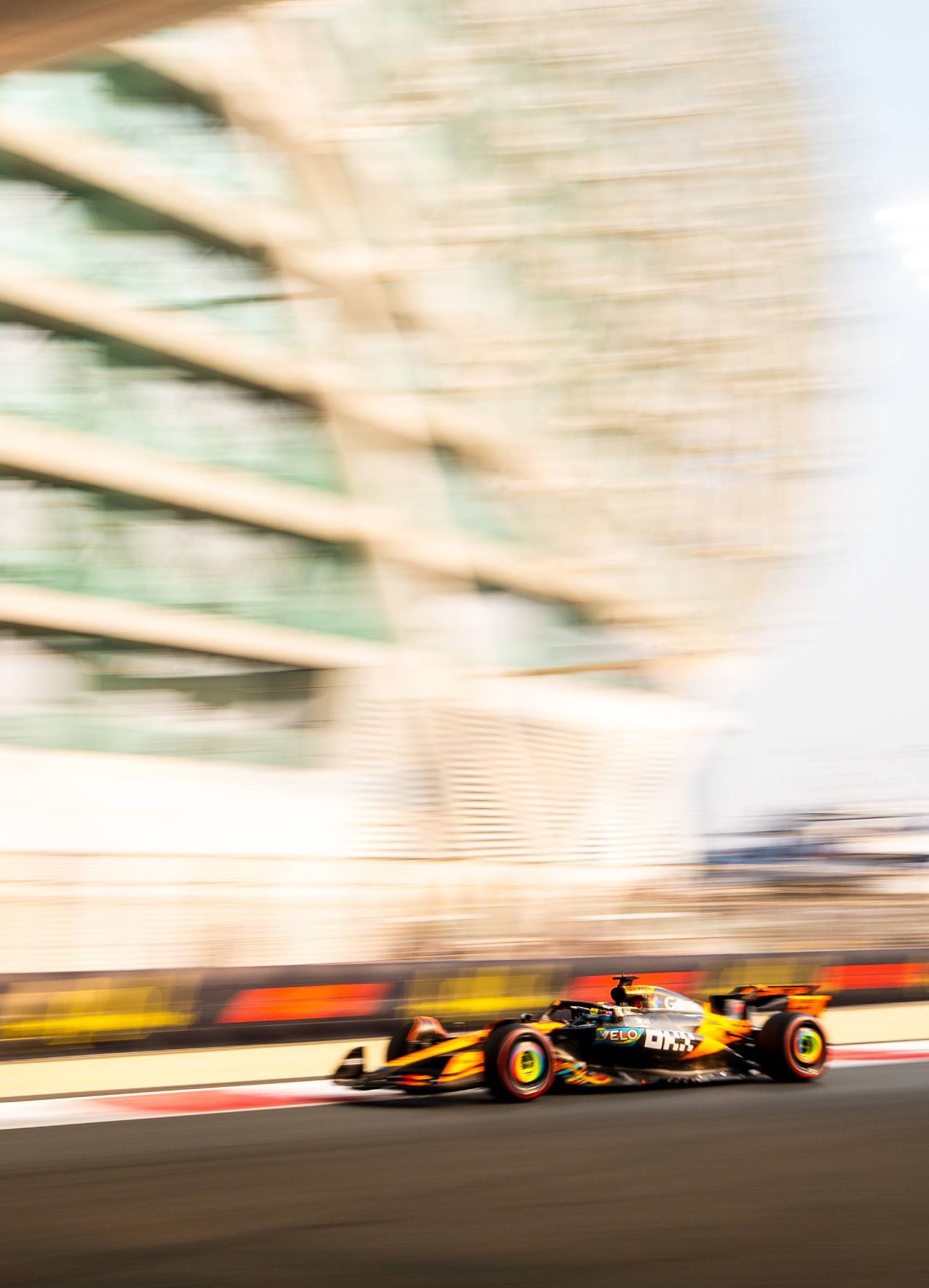 Oscar Piastri: «Este año en McLaren han pasado cosas, Norris y yo hemos tenido algún contacto, cuando compites contra tu compañero es difícil» 6 Oscar Piastri (Foto: Cordon Press)