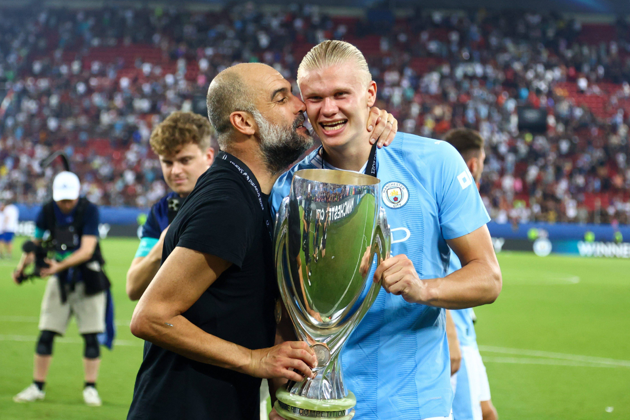 Erling Haaland: «Salir enfadado cuando te cambian es una falta de respeto para el compañero que entra y para el equipo» 7 Pep Guardiola y Erling Haaland (Foto: Cordon Press)