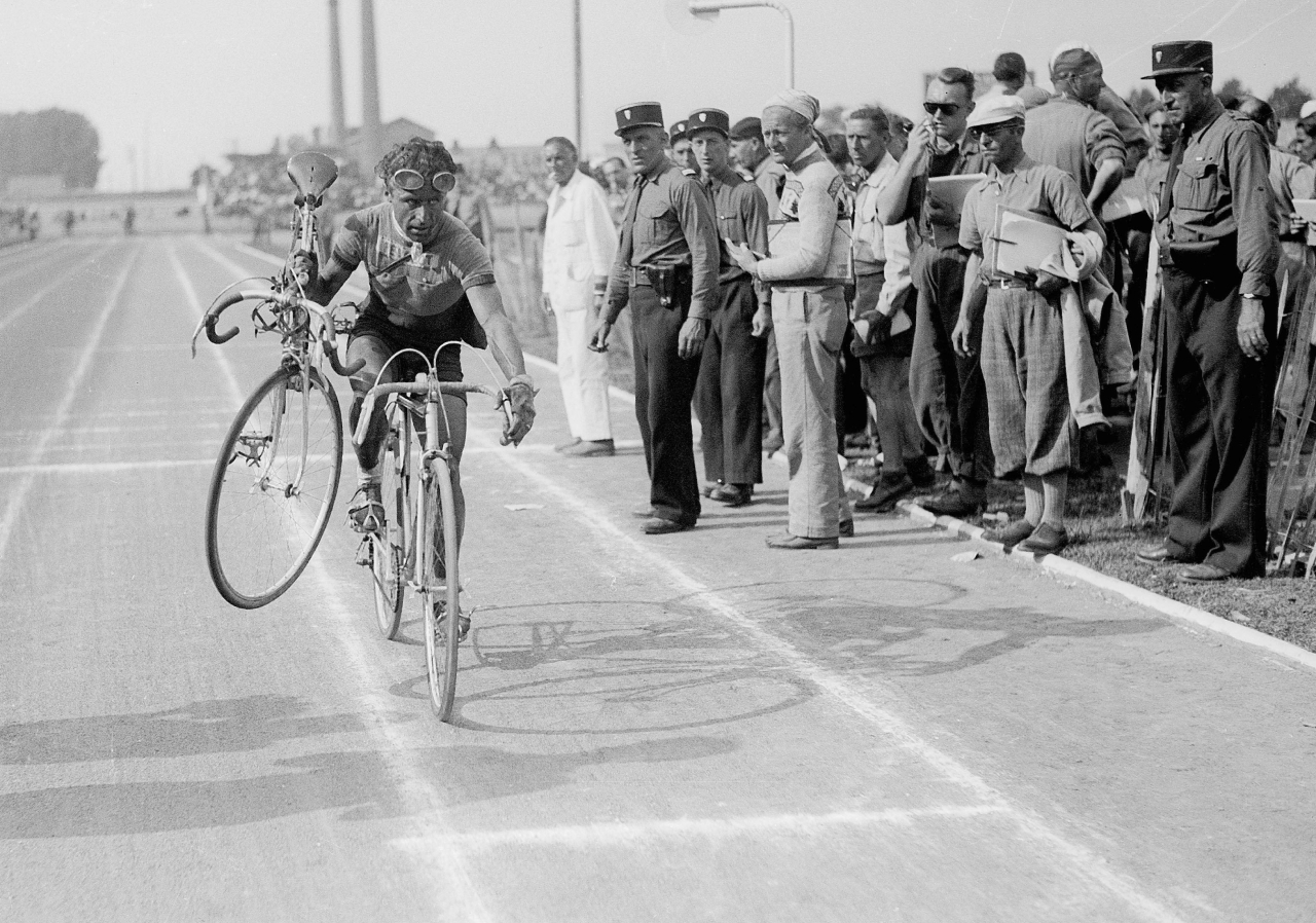 Los directores de equipo más sargentos de la historia del ciclismo 3 Jean de Gribaldy (Foto: Cordon Press)