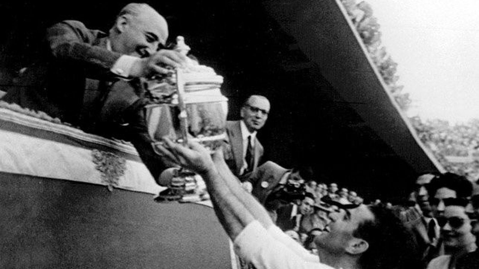 Fútbol y franquismo: un nacionalismo banal 3 franco2