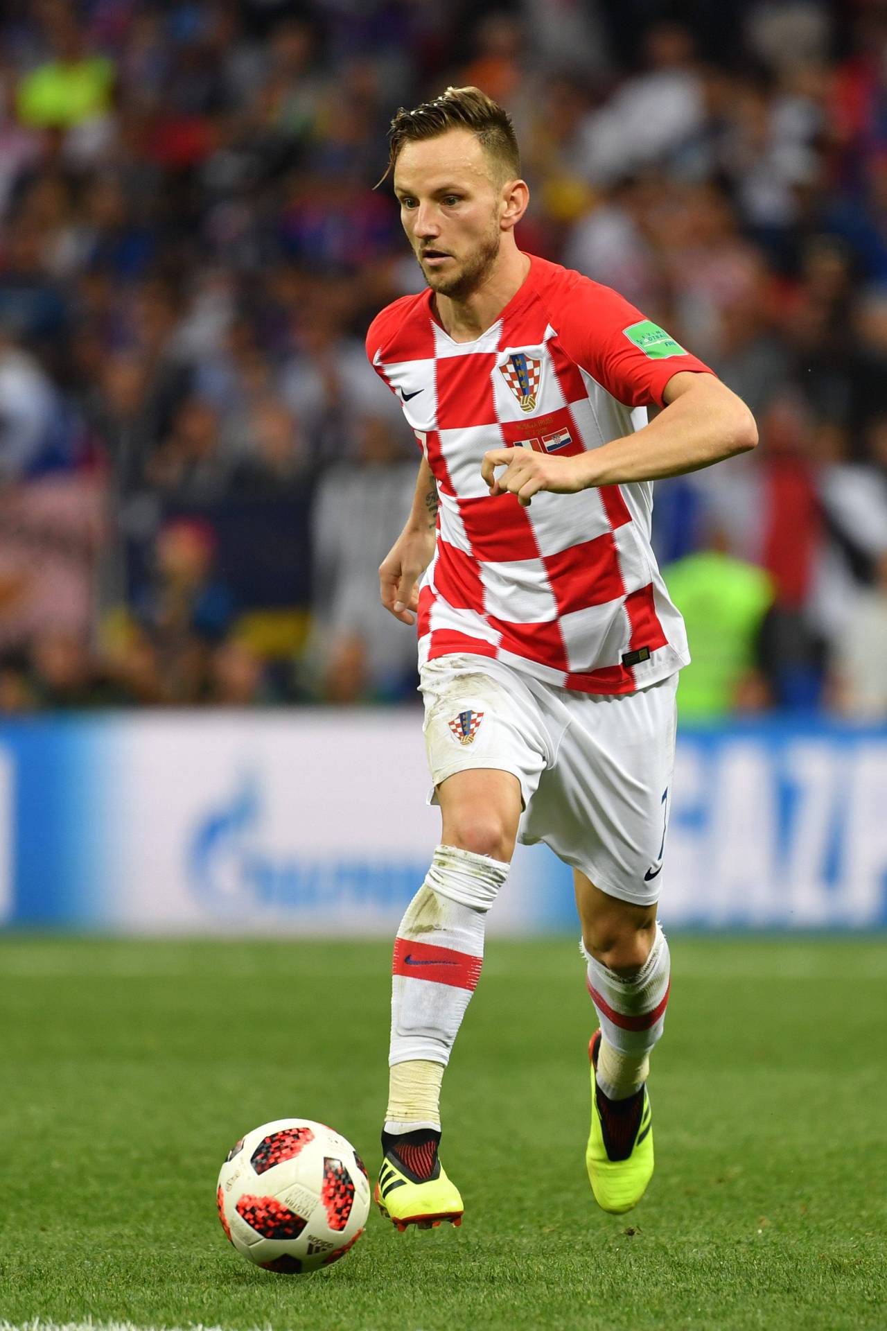Ivan Rakitic: «En el Barça, se nota que quizá algunos pequeños detalles no se han hecho del todo bien, luego llegan lesiones y empiezan esos pequeños problemas…» 5 Iván Rakitic (Foto: Cordon Press)