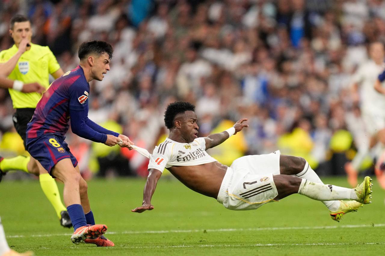 El fútbol va sujeto a modas (pero siempre es el mismo) 2 Pedri y Vinicius (Foto: Cordon Press)