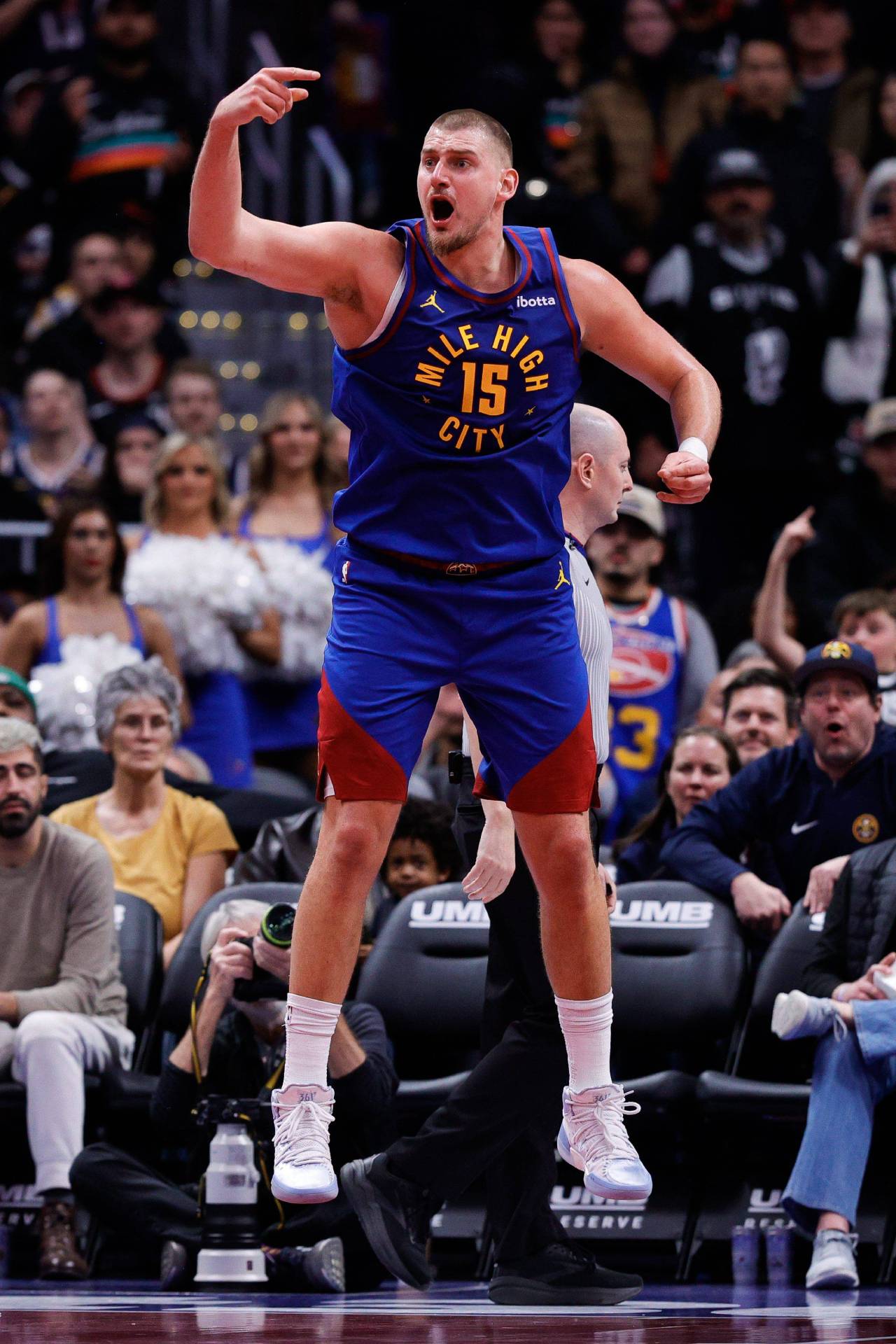 Nikola Jokic: «Los que dicen que en la NBA no se defiende dicen tonterías ¿Doncic no anotaba más en Europa?» 8 Nikola Jokic (Foto: Cordon Press)