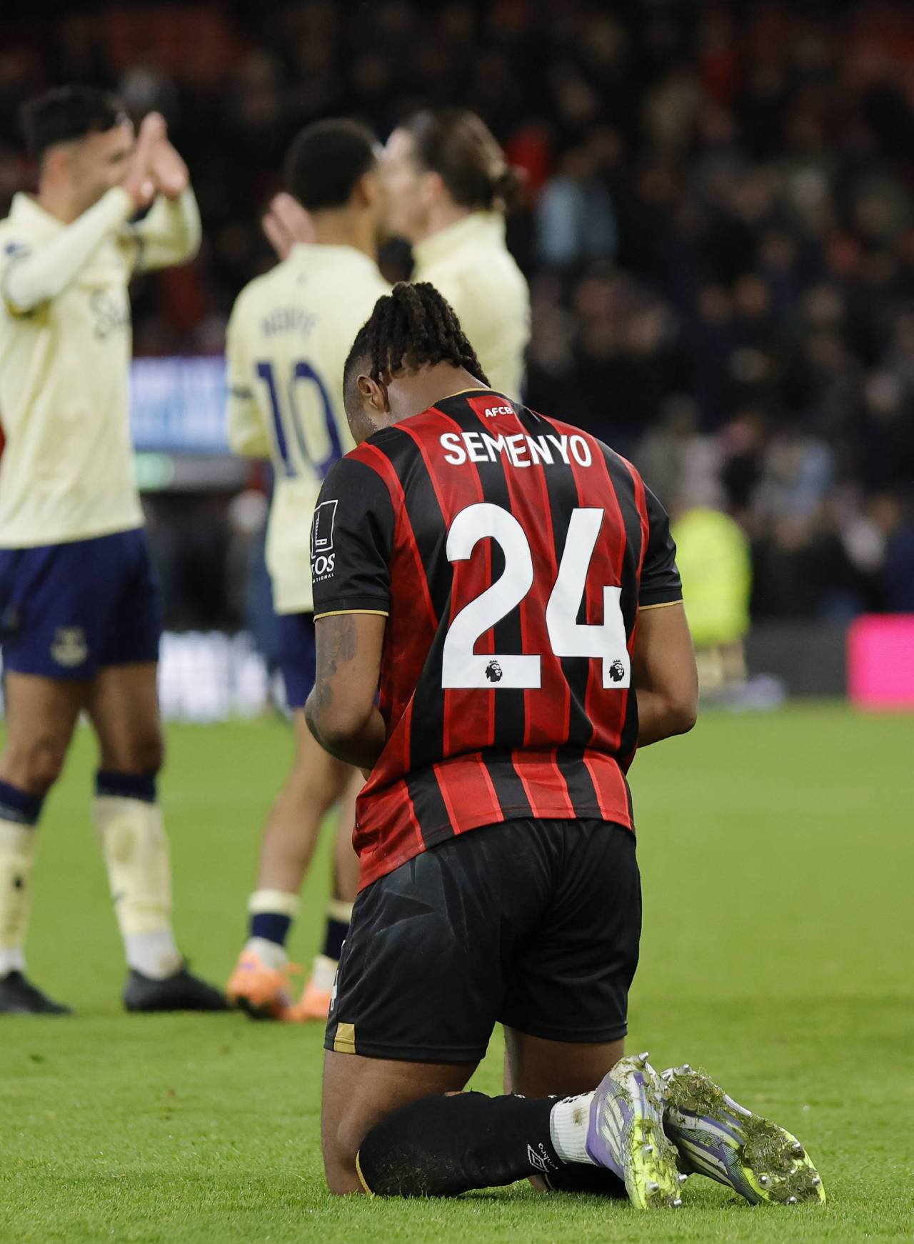 Antoine Semenyo: «Entré en el despacho de Guardiola, tenía música suave de fondo, olía increíble… me sentía como en una sauna, y me dijo: 'Estamos contentos de tenerte aquí'» 6 Semenyo (Foto: Cordon Press)
