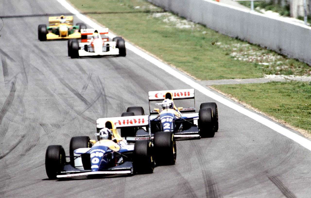 Damon Hill: «No me gustaba la conducción de Ayrton Senna, era demasiado agresivo, bastante brutal» 4 Damon Hill y Alain Prost (Foto: Cordon Press)