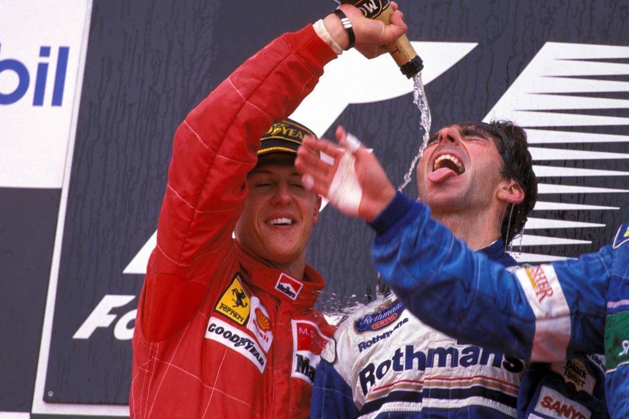 Damon Hill: «No me gustaba la conducción de Ayrton Senna, era demasiado agresivo, bastante brutal» 7 Michael Schumacher y Damon Hill England (Foto: Cordon Press)