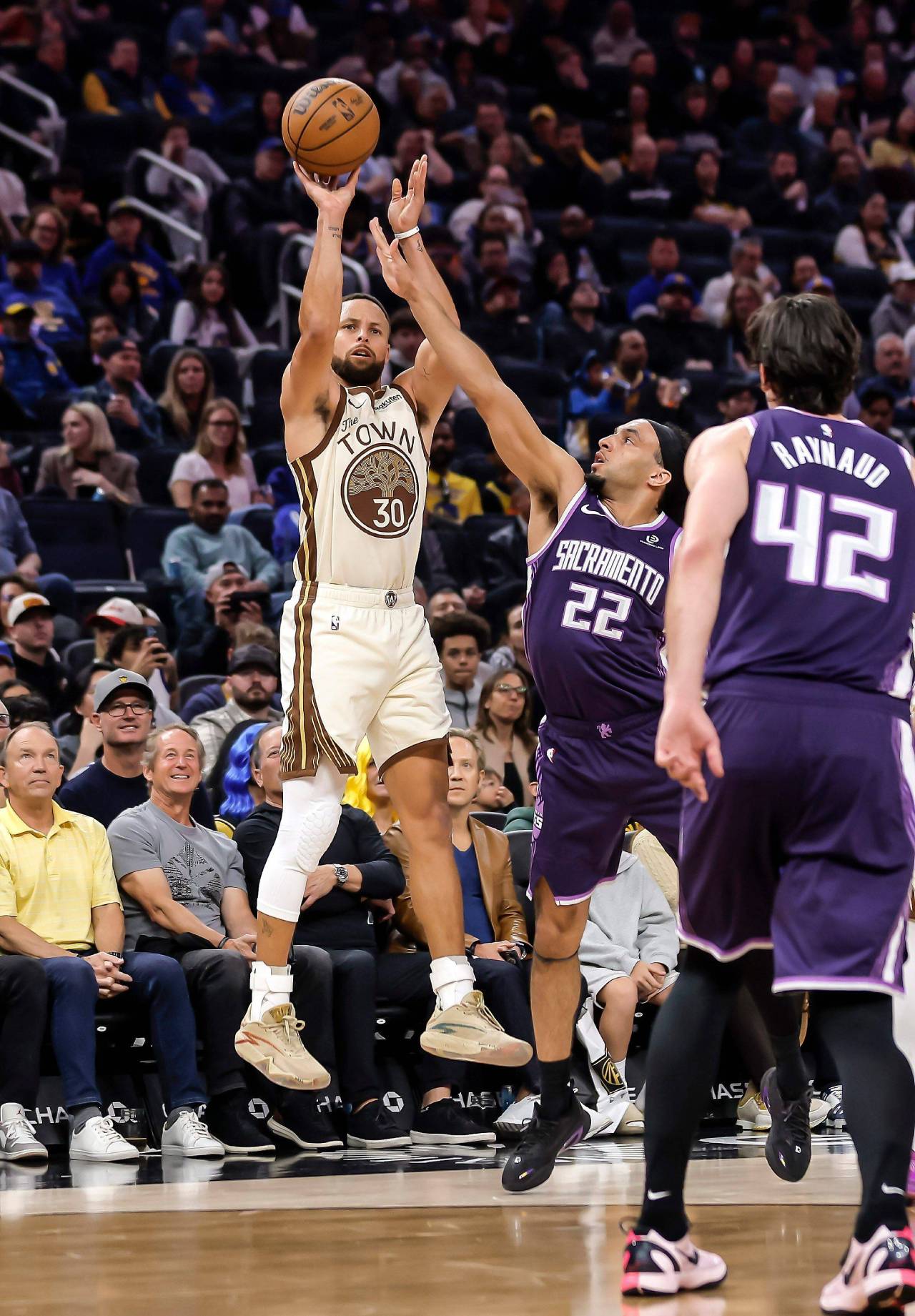 Stephen Curry: «Uno de mis cumplidos favoritos es cuando alguien que me está defendiendo me dice: ‘tío, deja de moverte tanto’» 3 Stephen Curry (Foto: Cordon Press)