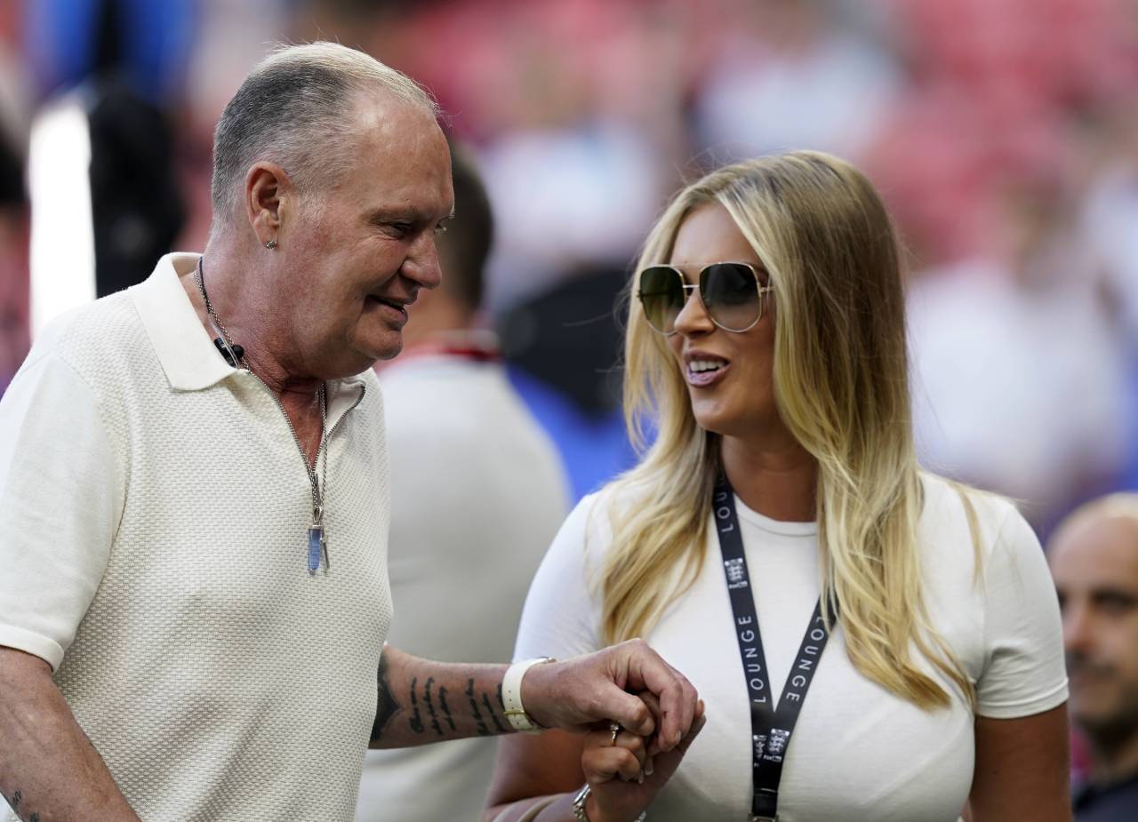 Paul Gascoigne: «No pedí ser alcohólico, trabajé en ello; pero lo de la cocaína es lo que más me pesa, me volví psicótico» 9 Paul Gascoigne en un Inglaterra - Macedonia del Norte en Old Trafford en 2023 (Foto: Cordon Press)