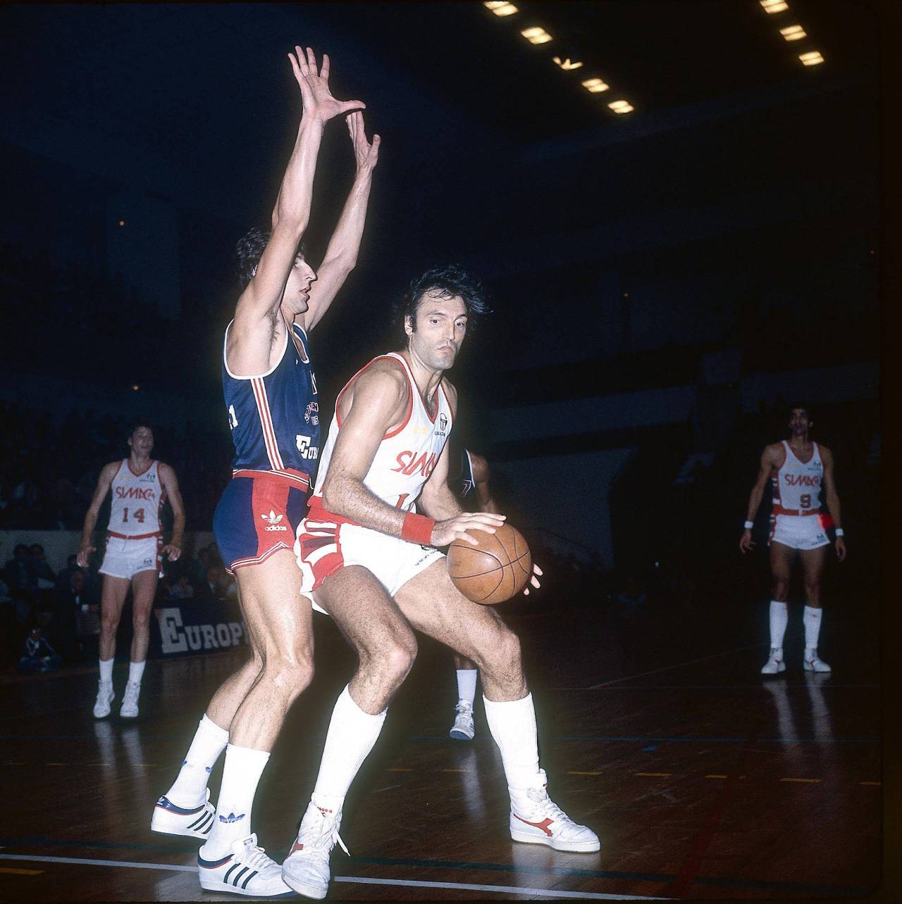 Listas para listos: Ejemplos de maravillosa longevidad en el baloncesto 9 Dino Meneghin (Foto: Cordon Press)