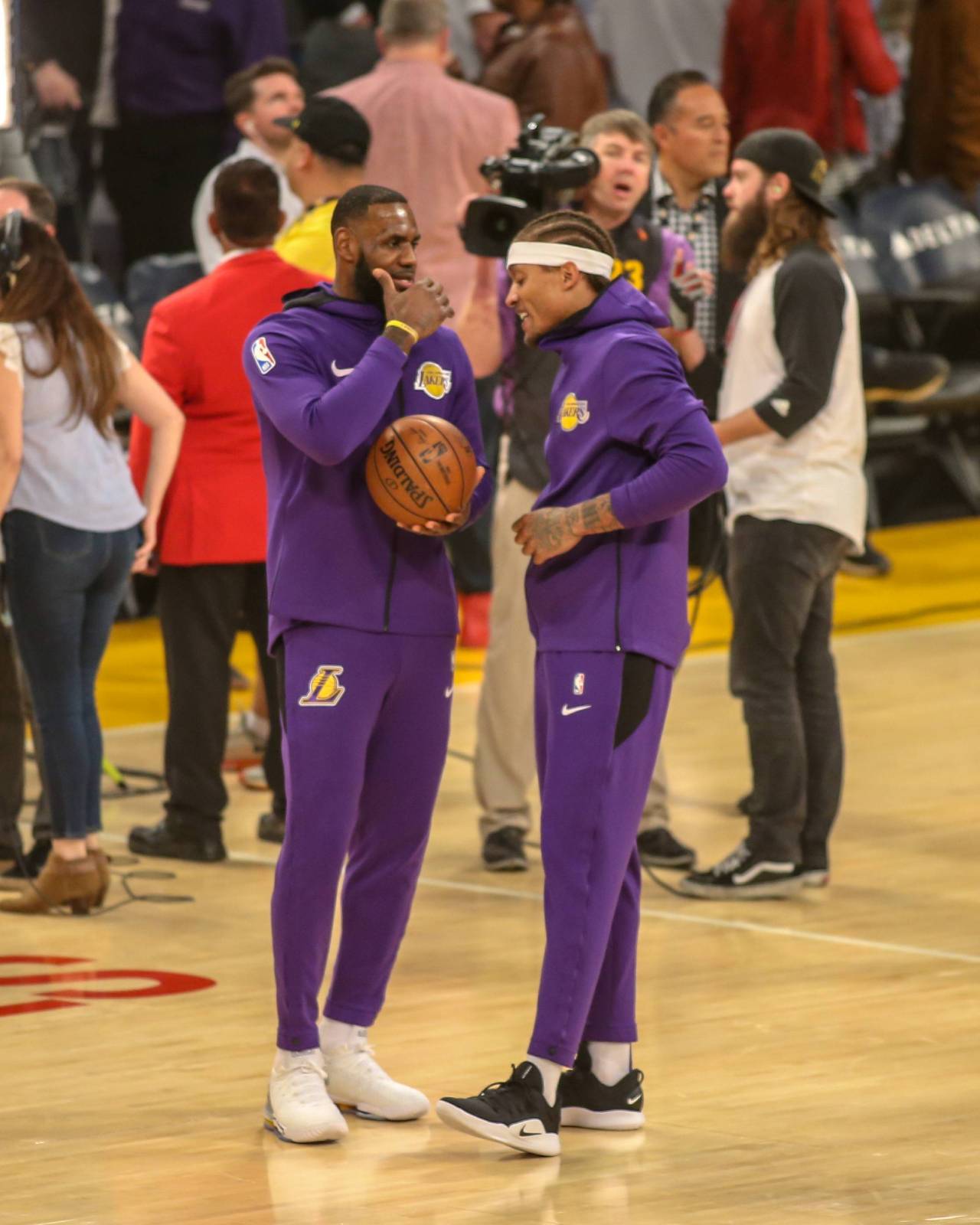 Michael Beasley: «Los Knicks ficharon a Mario Hezonja por ocho millones cuando yo solo les pedía seis» 3 LeBron James y Michael Beasley (Foto: Cordon Press)