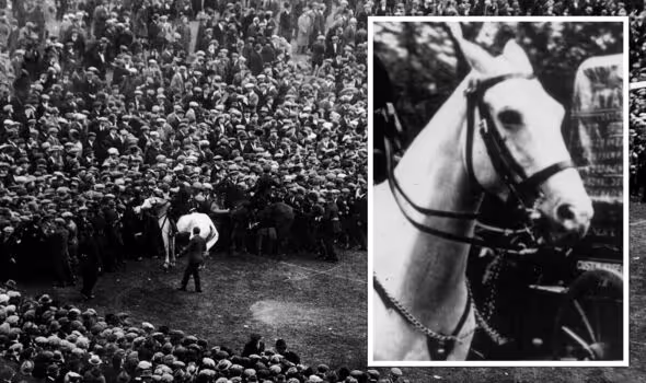 El día en que medio Londres quiso entrar en Wembley 2 1923 FA Cup Final 4706196