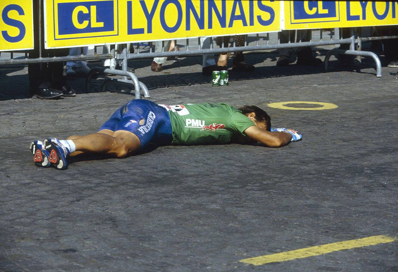 El primer puñetazo en la mesa de Miguel Induráin: El Tour de 1991 5 Djamolidine Abdoujaparov, en el Tour de Francia de 1991 que gana Miguel Induráin (Foto: Cordon Press)