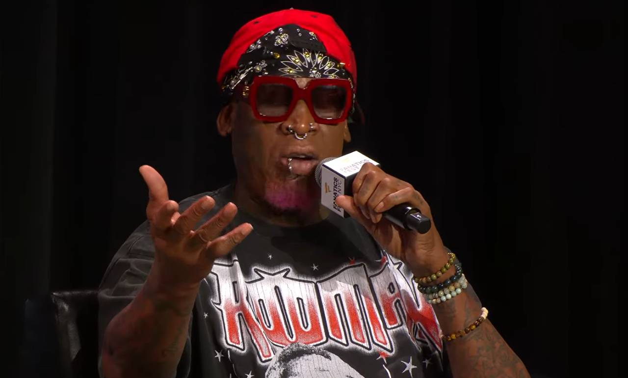 Dennis Rodman: «¿Has visto girar un tráiler de 18 ruedas? Lo hace despacio, pues como LeBron, el jugador más fácil que habría defendido en toda mi carrera» 1 Dennis Rodman (Foto: Cordon Press)