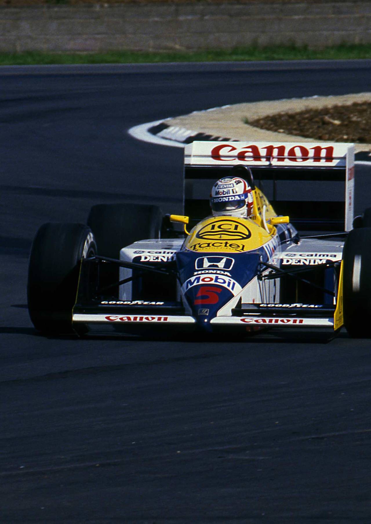 Nigel Mansell: «Ecclestone me dijo que tenía que aprender a hacer política como Alain Prost, pero yo siempre fui un deportista» 3 Nigel Mansell en Silverstone (Foto: Cordon Press)