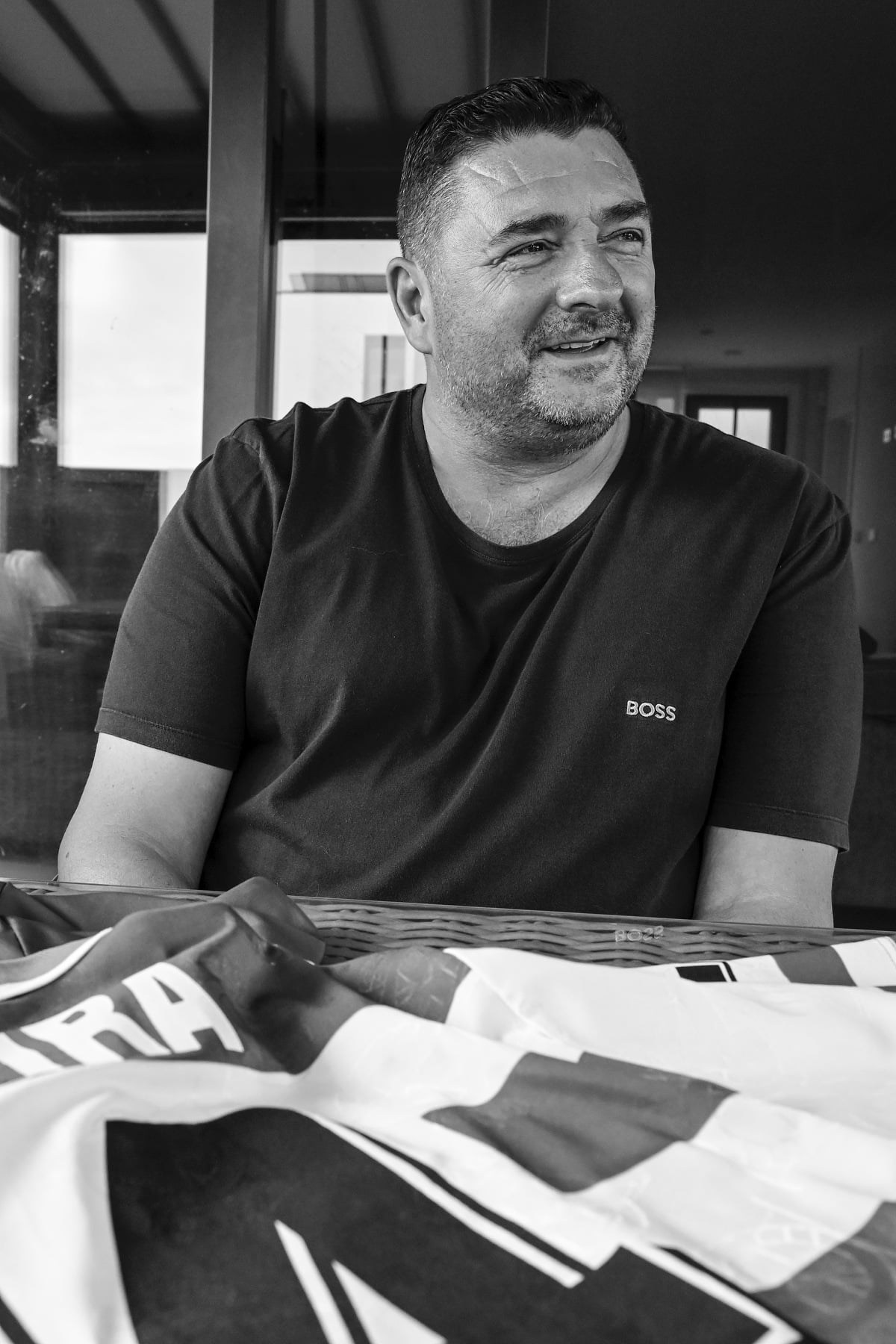 Emilio Viqueira: «Estuvimos siete meses sin cobrar y le tenía que dejar dinero a mi compañero para que le diera de comer a su hijo» 8 MFG991421