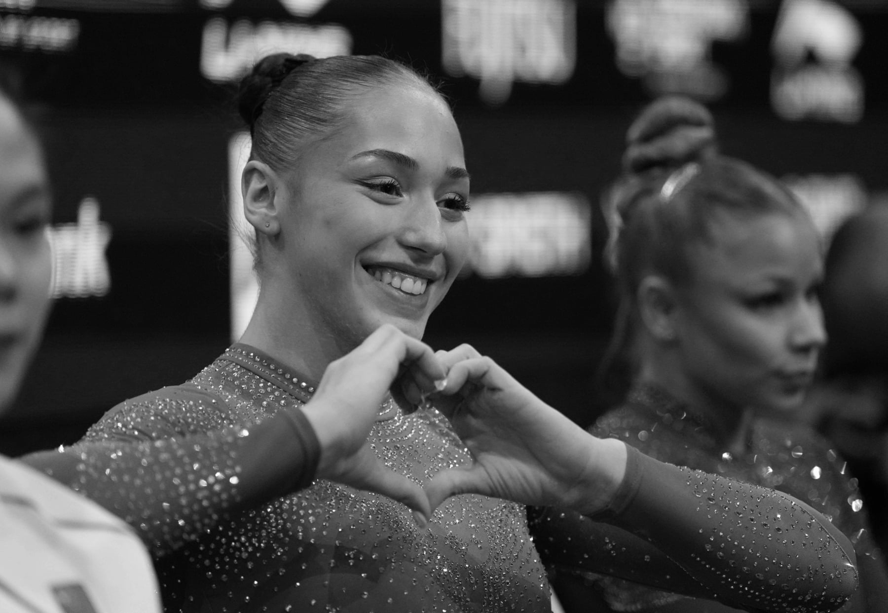 Kaylia Nemour, la gimnasta que Francia perdió, culmina feliz su segunda escapada en el Mundial de Rotterdam 1 20261025 zsp p228 311