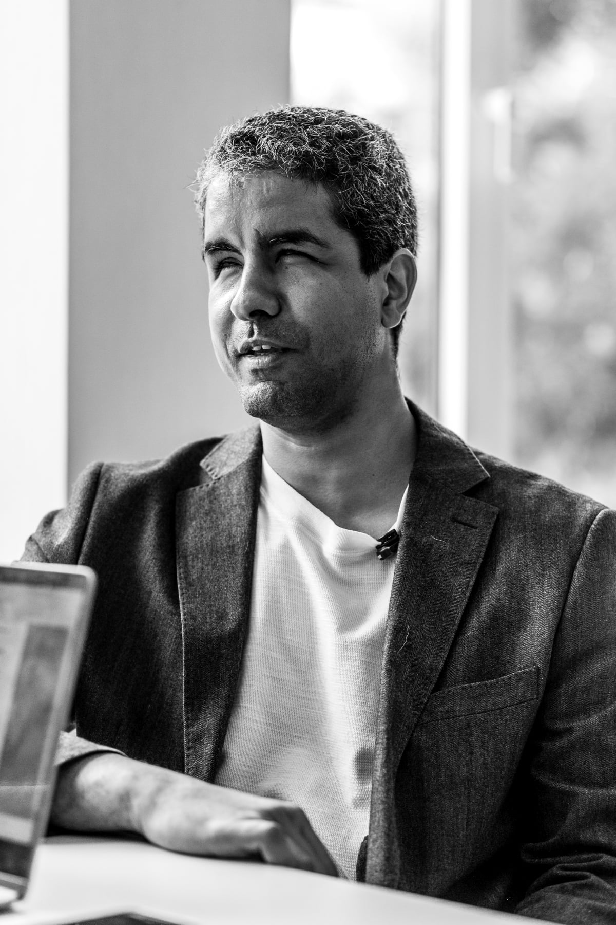 Enhamed Enhamed: «Se reían de mí porque tenía miedo al agua antes de quedarme ciego» 6 ENHAMED140